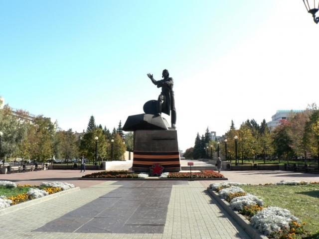 Челябинск - Памятник